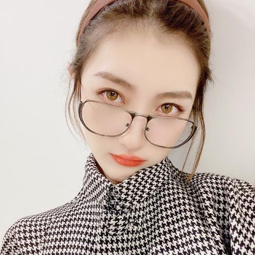 可爱女生跑酷